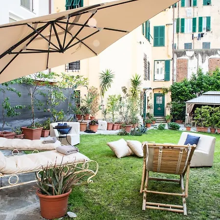Giardino In Centro Storico -appartamento Con Giardino, Centro Storico, Acquario *